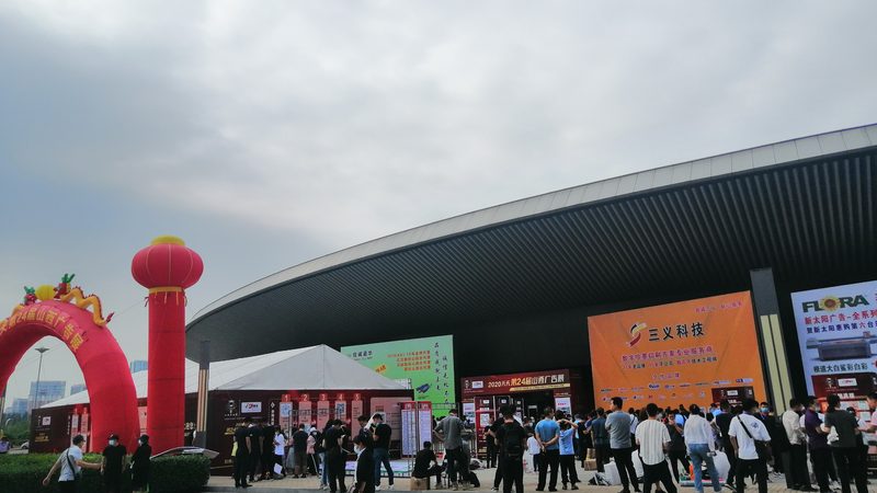 揭秘广告设计加盟：费用明细背后的行业真相
